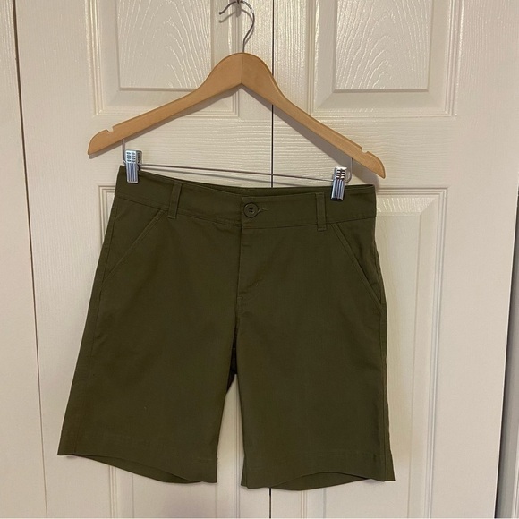 Kathmandu Women’s Olive Green Lightweight Shorts Size 6 - Picture 3 of 10